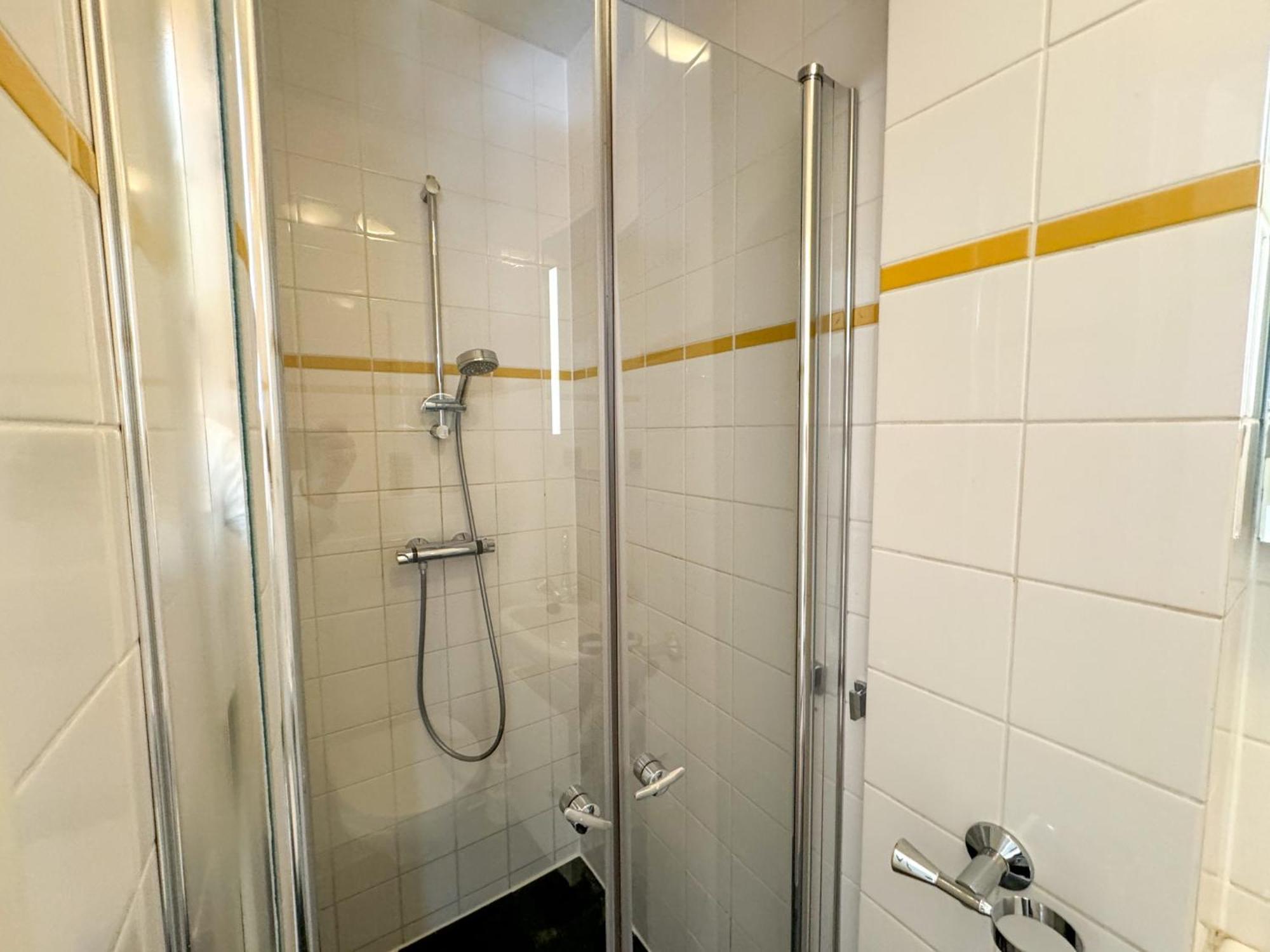 Yourbnb Suites Haarlemmerstraat أمستردام المظهر الخارجي الصورة